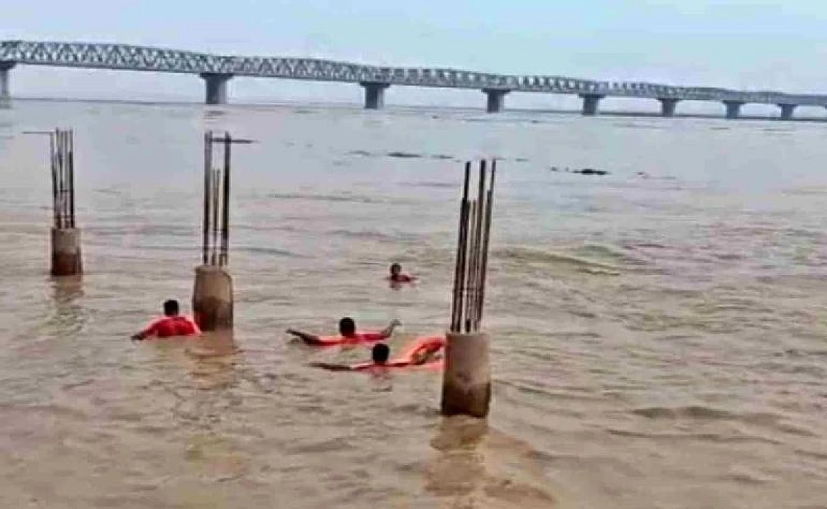 गंगा दशहरा पर पटना के गांधी घाट में बड़ा हादसा, गंगा में डूबे 5 युवक, तीन की मौत