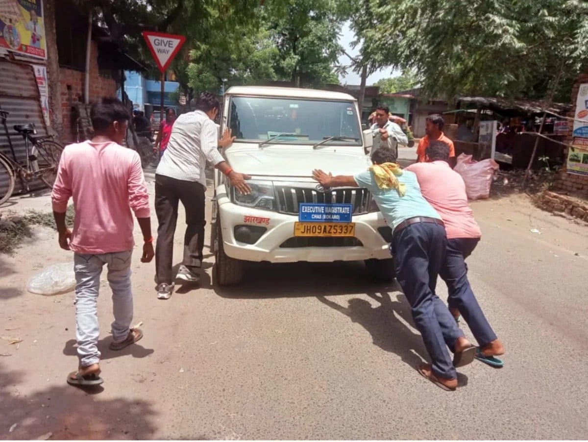 सरकारी गाड़ी की फोटो खींचने पर भड़कीं महिला मजिस्ट्रेट, पत्रकार संग दुर्व्यवहार के आरोपों पर गरमाया माहौल, फिर...