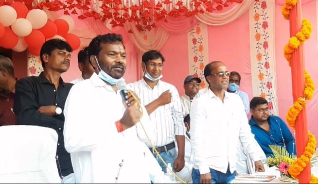 शिक्षा मंत्री ने प्लस टू विद्यालय का किया उद्घाटन, कहा - पढ़ाई करनाआपका काम है. व्यवस्था देना हमारा काम