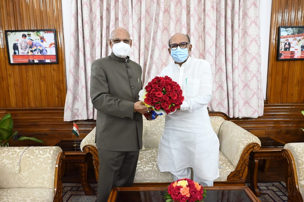 राज्यपाल रमेश बैस से झारखंड़ विधानसभा अध्यक्ष ने की शिष्टाचार मुलाकात