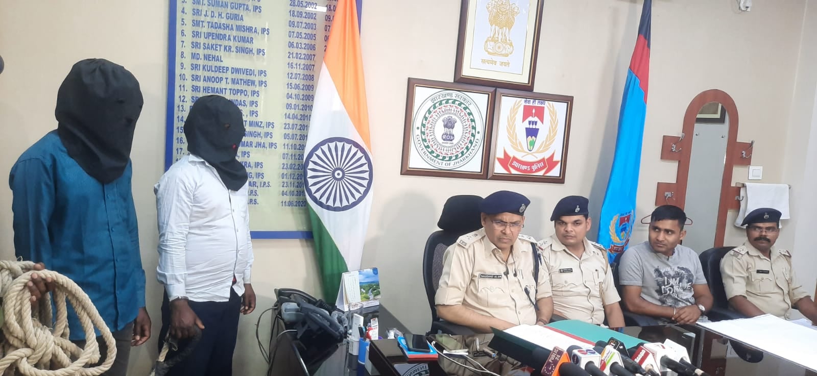 सात लाख रुपए की अफीम के साथ दो तस्कर गिरफ्तार