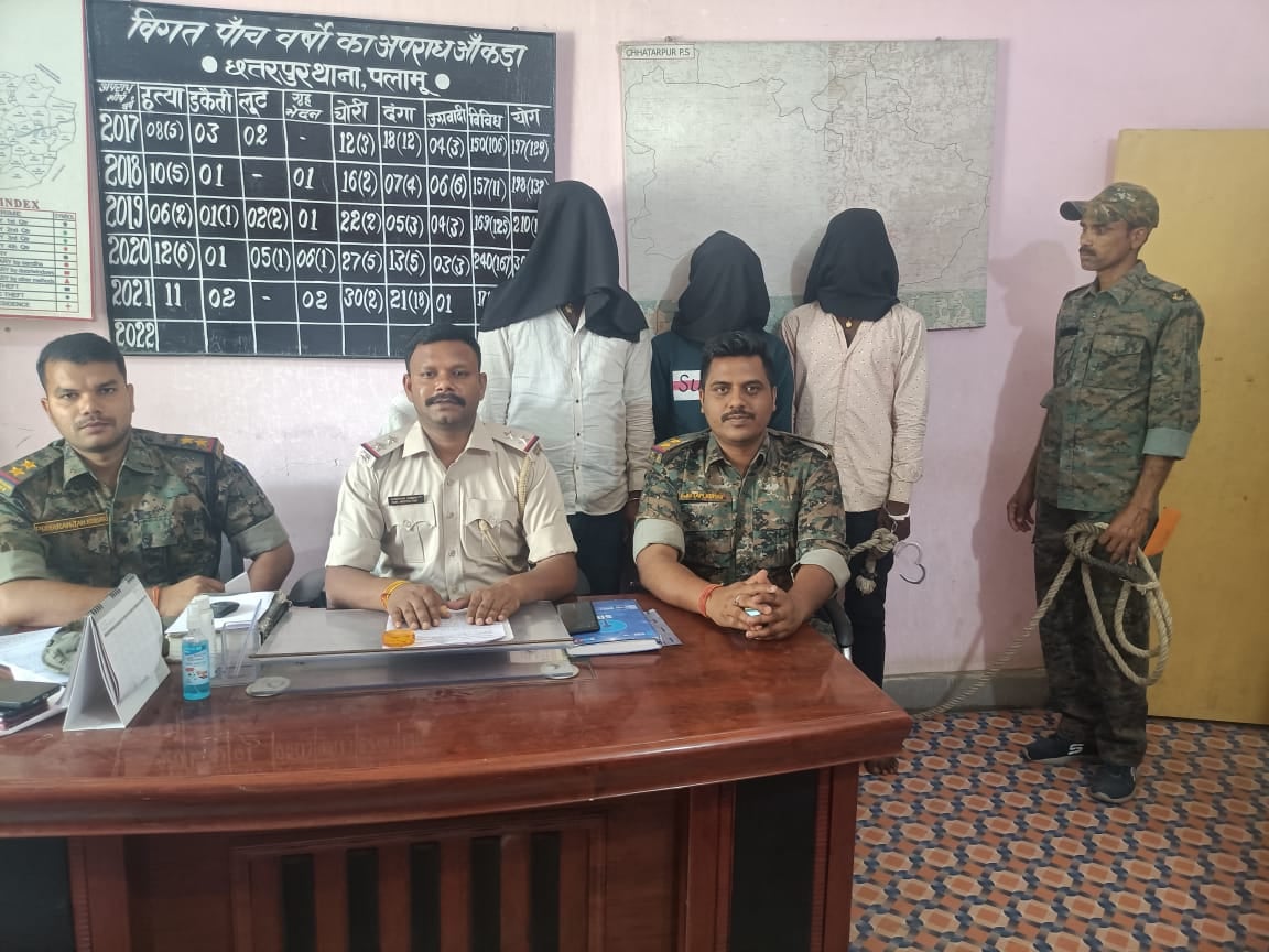 वाहन लूट कर भाग रहे आरोपियों को पुलिस ने दबोचा,भेजा जेल