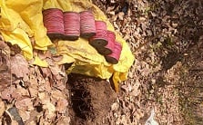 जंगल में छुपा कर रखे 10 बंडल कोडेक्स वायर बरामद, आईईडी बम विस्फोट में किया जाता है प्रयोग