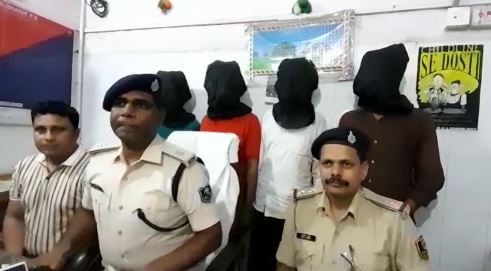 5 लाख की सुपारी लेकर हत्या के आरोपी 4 सुपारी किलर गिरफ्तार, मुख्य आरोपी फरार