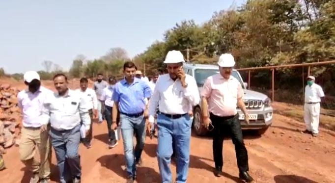 वन विभाग की लापरवाही से माइका का अवैध खनन धडल्ले से जारी, रेंजर पर माइका माफियाओं से सांठ-गांठ का आरोप