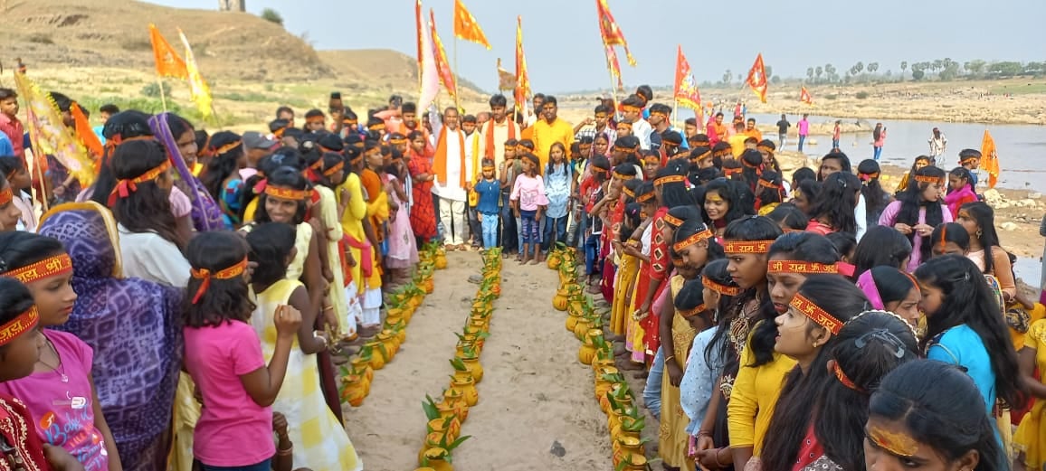 निकली भव्य कलश यात्रा, जय श्री राम के नारों की हुई गूंज