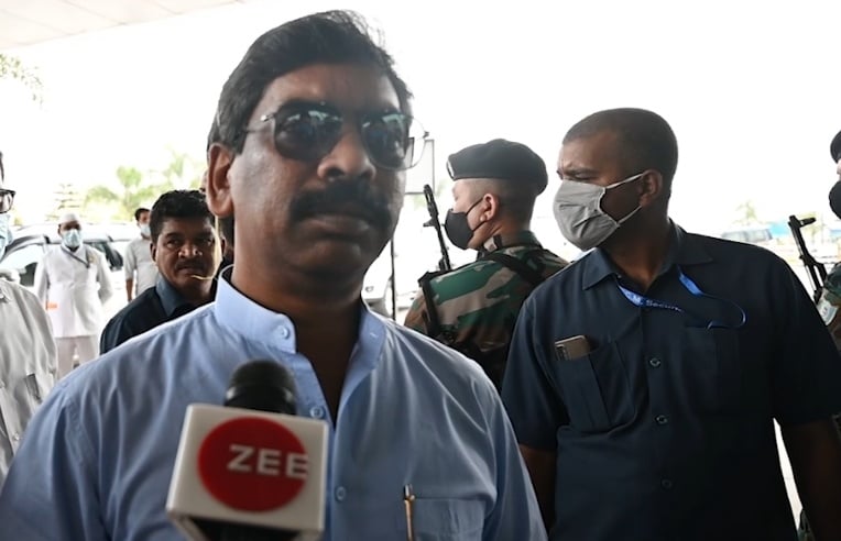 त्रिकूट पर्वत हादसा : सीएम ने जताया दुख, कहा-युद्ध स्तर पर चल रहा बचाव कार्य