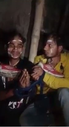 महंगा पड़ा प्रेमिका को मोबाइल सौंपना, देखिए प्रेमी और उसके साथी का क्या हुआ हाल....