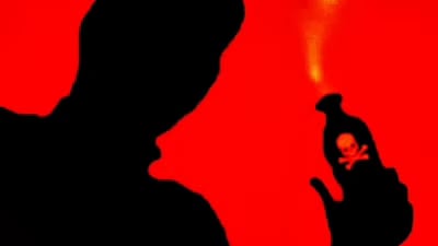 जमीन विवाद में एक ही परिवार के चार लोगों पर एसिड अटैक