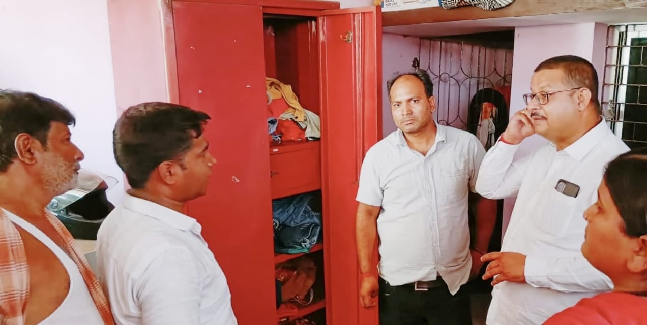 यहां ठेला लेकर घूमते  चोर,  हाथ साफ कर ठेले पर लादकर ले जाते सामान