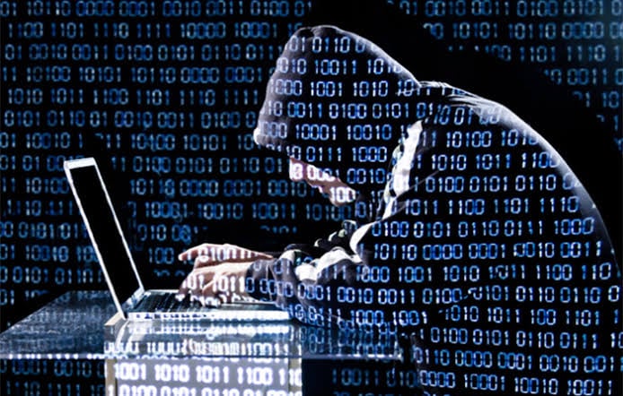 सावधान ! मोबाइल पर आए लिंक को किया क्लिक तो खाली हो जाएगा आपका एकाउंट