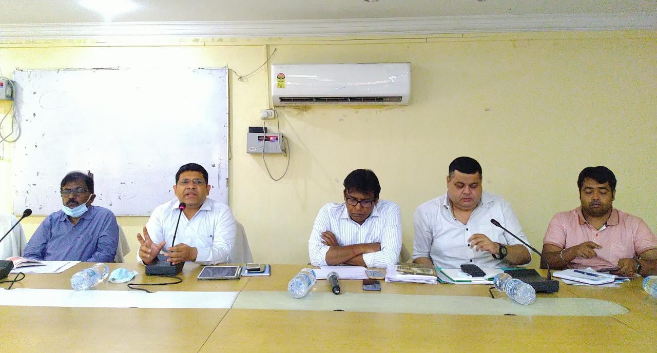 कोरोना के बढ़ते मामलों के बीच प्रशासन ने कसी कमर , वैक्सीनेशन से जांच तक के लिए दिखाएगा सख्ती