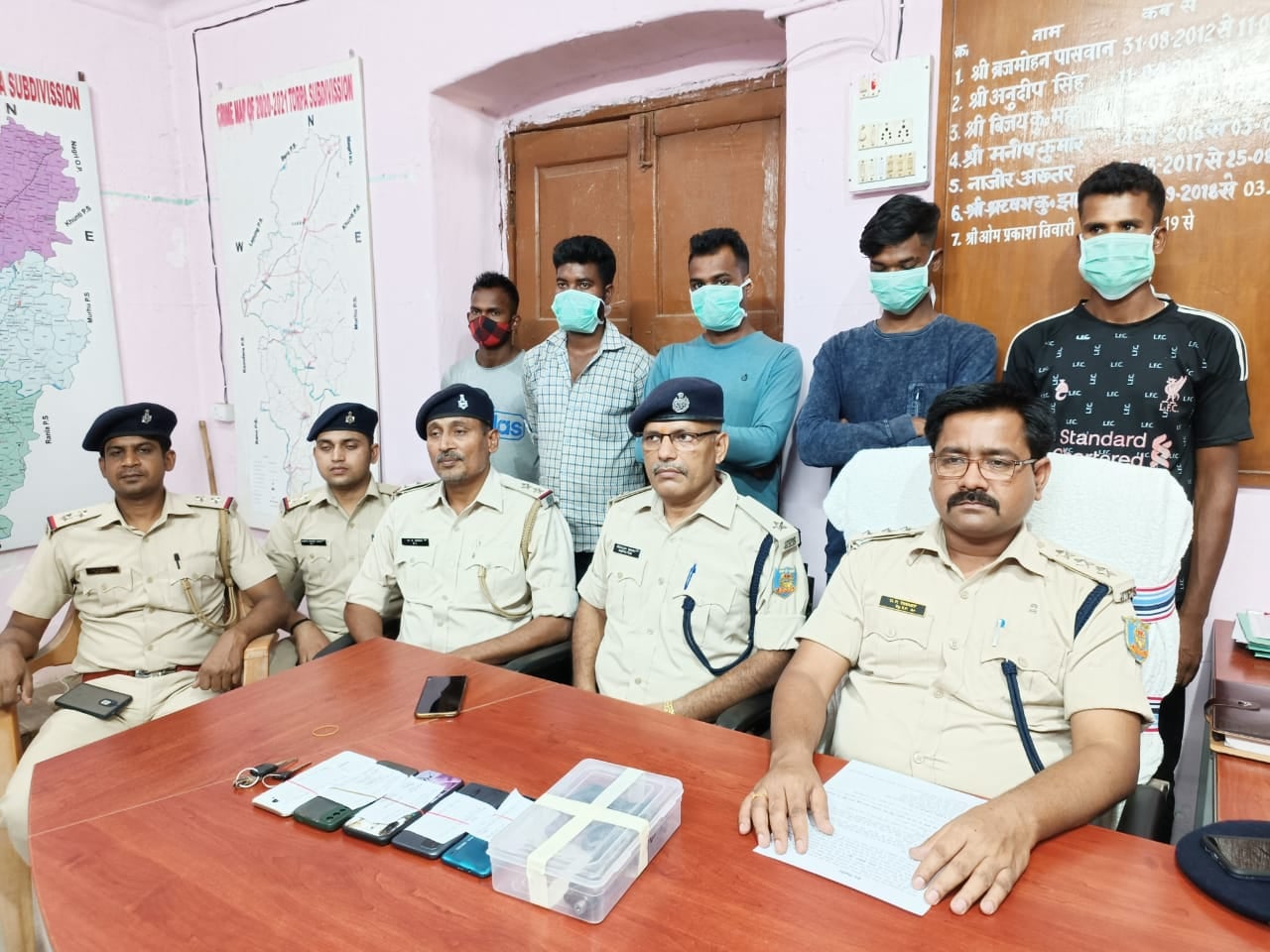 BREAKING :   बाइक लूट गिरोह के 5 अपराधी गिरफ्तार, बाइक और मोबाइल भी बरामद