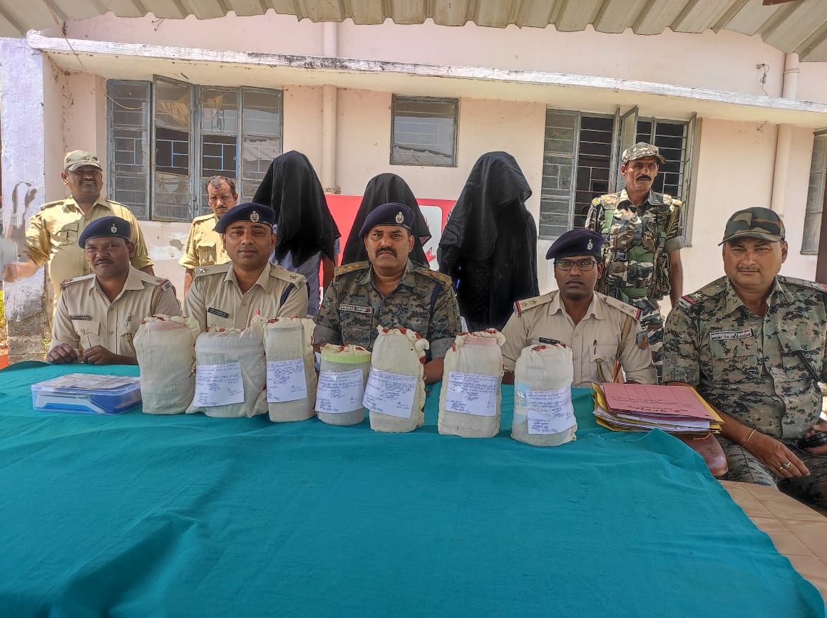 भारी मात्रा में अफीम, ब्राउन शुगर बरामद, तीन तस्कर भी चढ़े पुलिस के हत्थे
