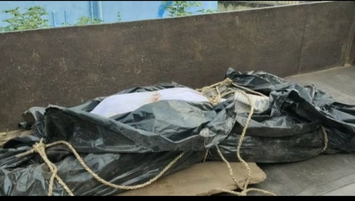 विक्षिप्त ने पत्नी की गला रेत  की हत्या, फिर खुद का गला काट आत्महत्या का किया प्रयास