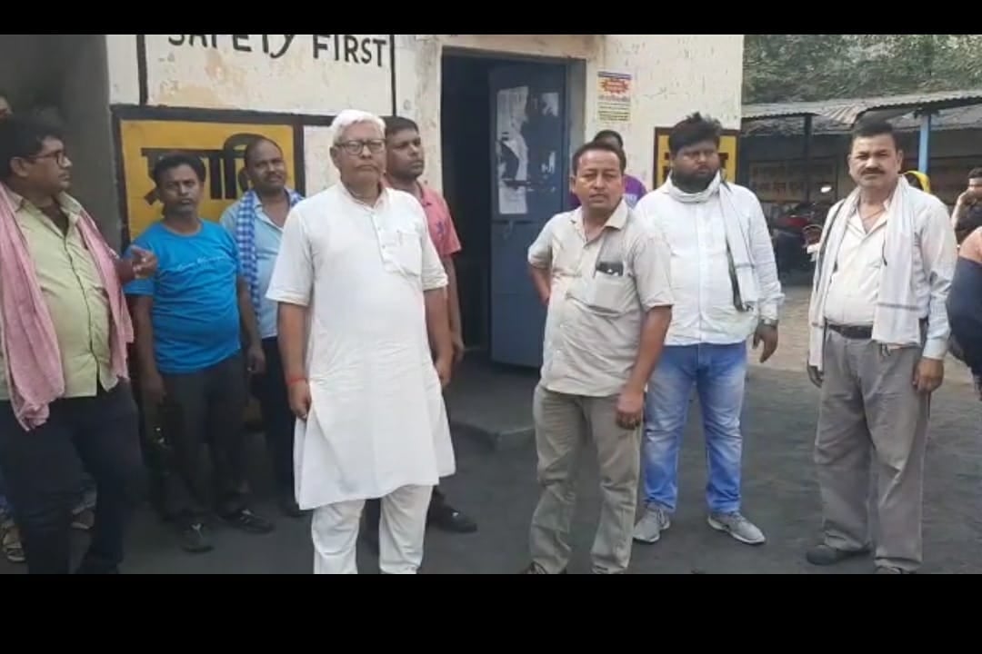 डीजल चोरों का आतंक ;  बिना सुरक्षा के रात में काम नहीं करेंगे सुरक्षा गार्ड