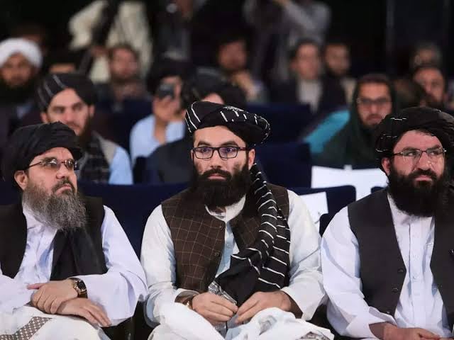 मस्जिद हमले के बाद पाकिस्तान और अफगानिस्तान के बीच बढ़ रही दुश्मनी, कभी भी हो सकती है दोनों के बीच युद्ध