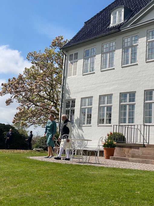 डेनमार्क पहुंचे प्रधानमंत्री, भारत-नॉर्डिक शिखर सम्मेलन में होंगे शरीक