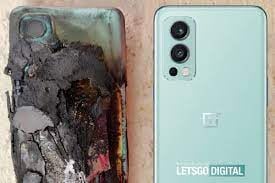 OnePlus Nord 2 5G में हुआ ब्लास्ट,  फोन खरीदने से पहले कर ले पूरी जांच