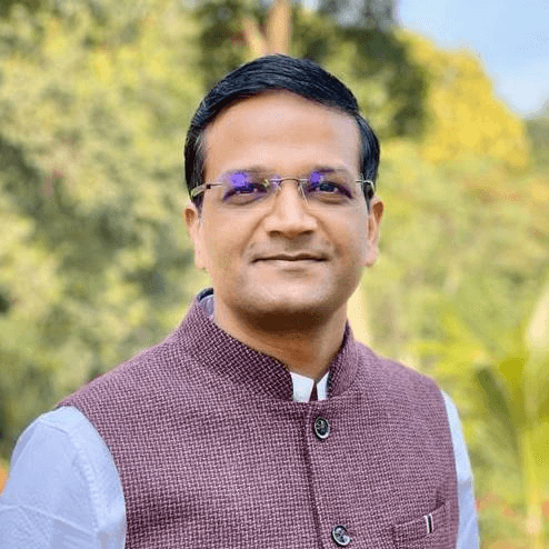 केसीसी आवेदनों की धीमी गति पर डीसी ने हुए नाराज, बैंकों को आवेदन जल्द स्वीकृत करने का दिया निर्देश