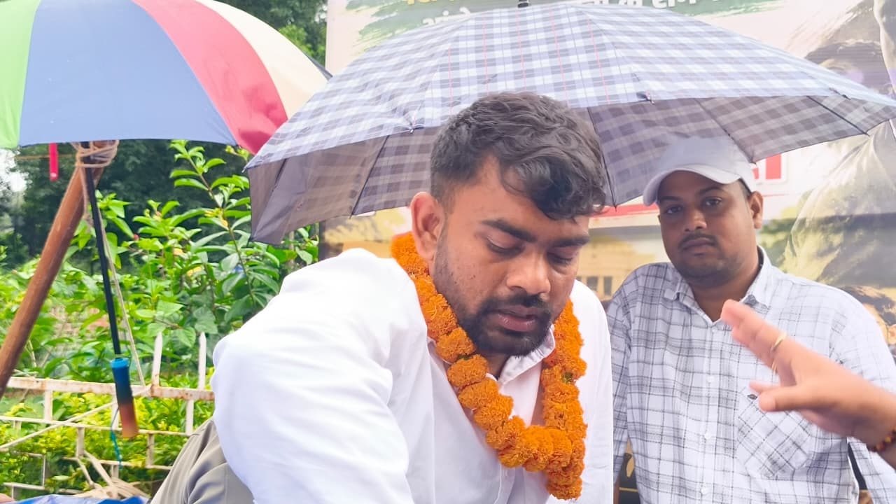 अनशन पर बैठे जयराम बोले “झारखंड का हाल देख संविधान बनाने वाले रो रहे होंगे"