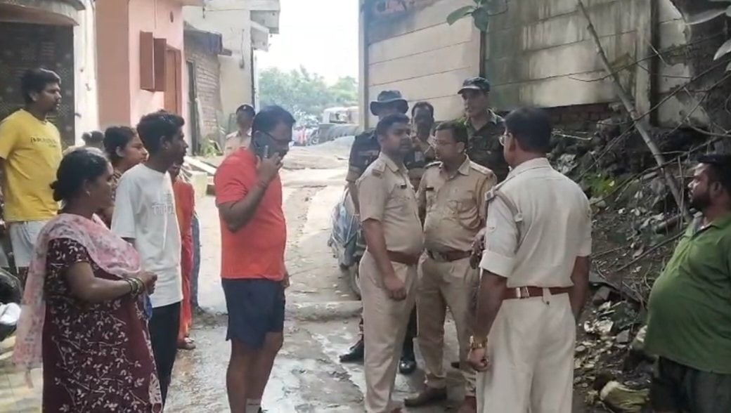 जमशेदपुर में जेल से छूटे अपराधी की गला दबाकर हत्या, ससुराल में मिला शव
