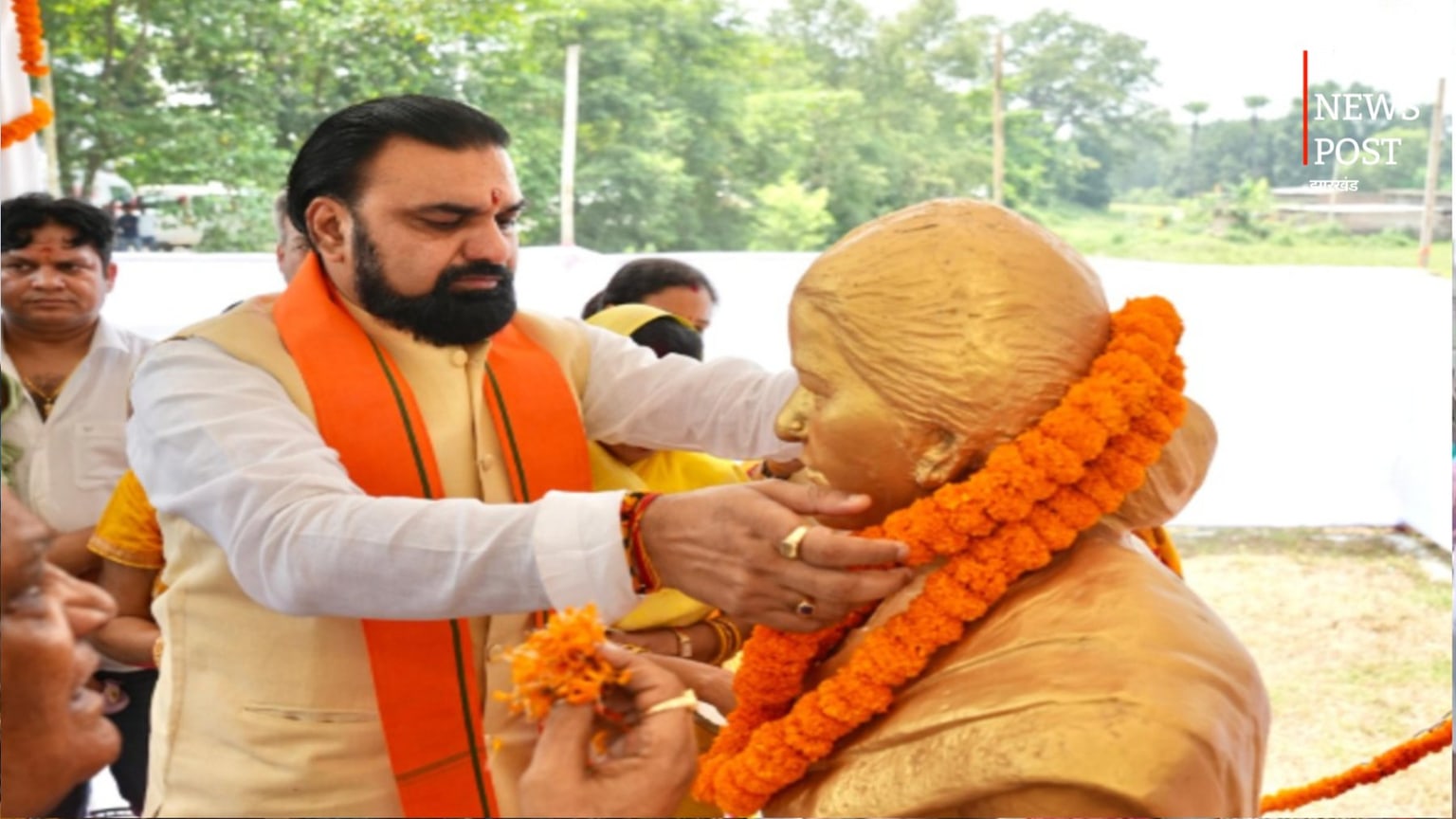 मां की पुण्यतिथि पर भावुक हुए CM सम्राट चौधरी, पार्वती देवी की प्रतिमा पर चढ़ाए श्रद्धासुमन