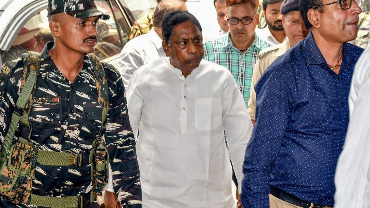 BREAKING: पूर्व मंत्री आलमगीर आलम को बड़ा कानूनी झटका, टेंडर केस में नहीं मिली राहत