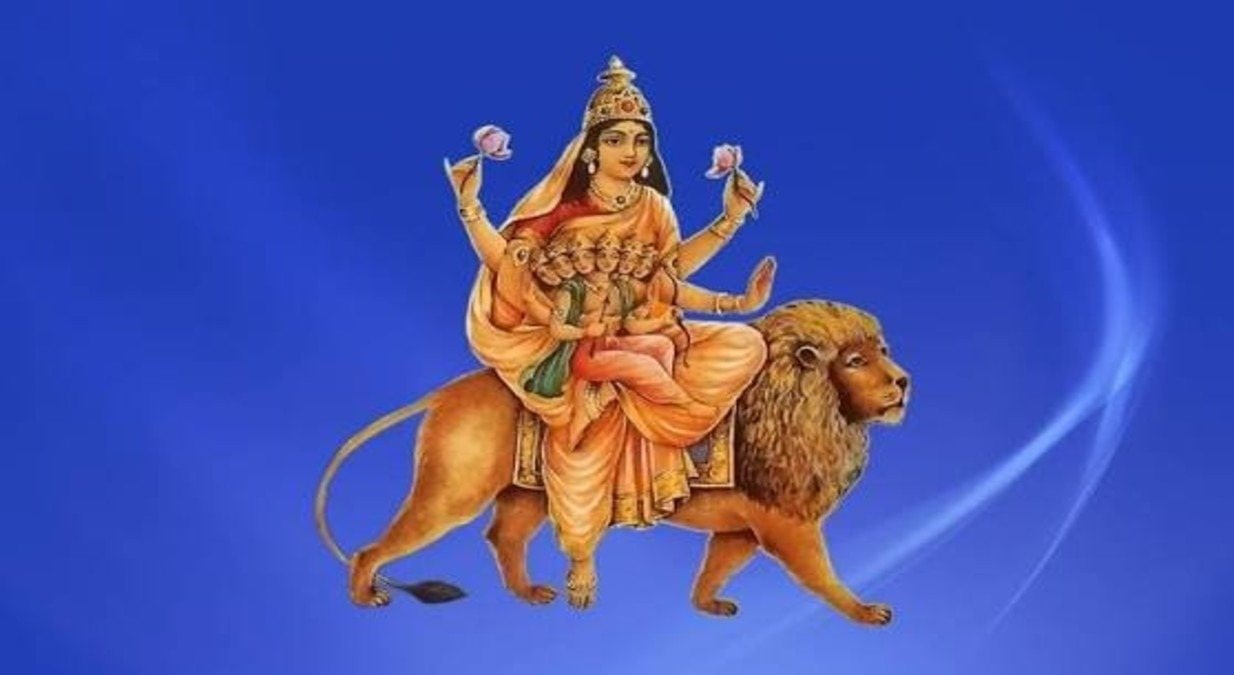 Navratri Day 5: नवरात्रि के पाँचवे दिन मां स्कंदमाता की पूजा, जानें शुभ मुहूर्त, मंत्र, भोग और व्रत कथा