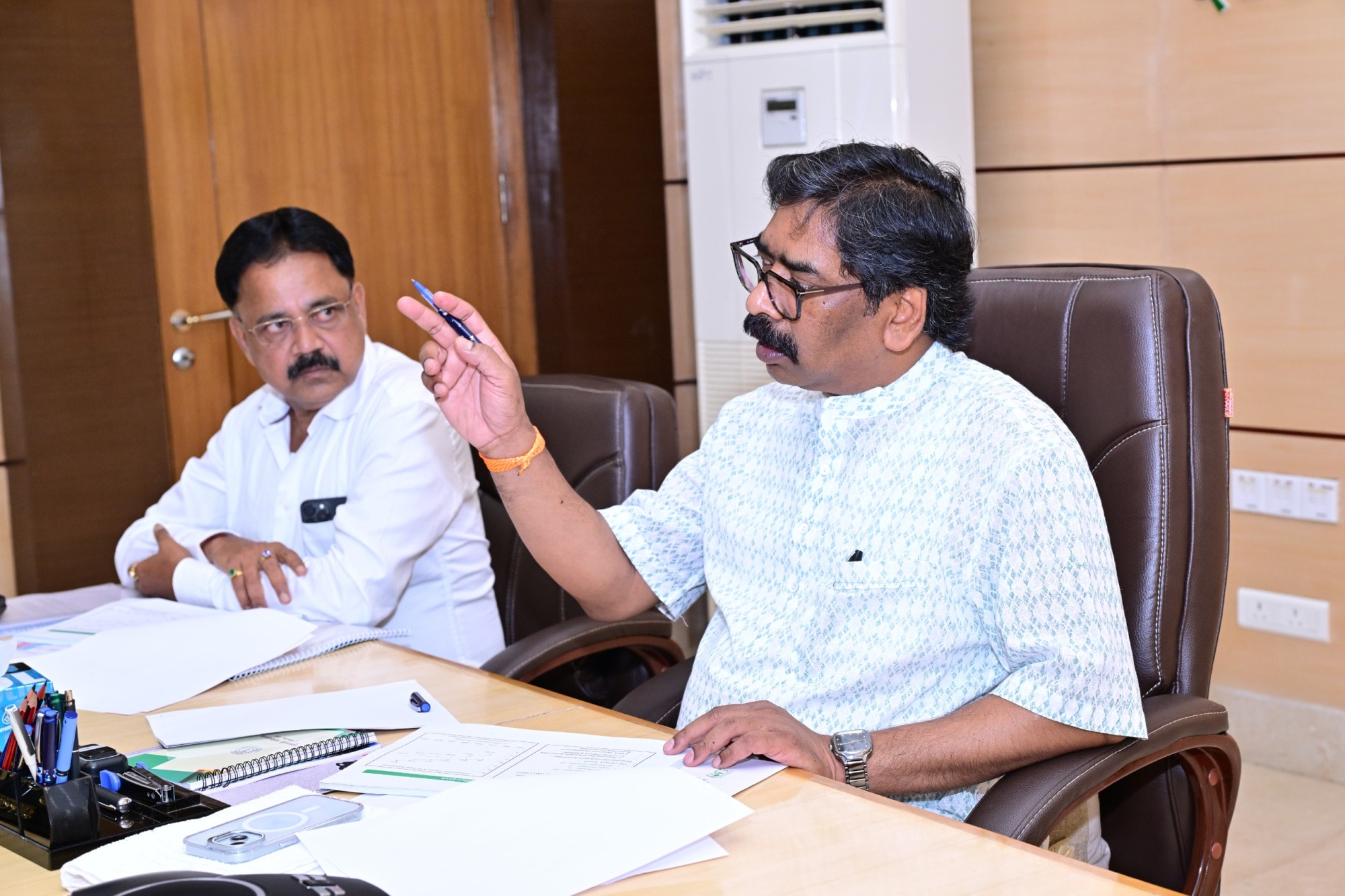 जलस्रोतों पर अतिक्रमण करने वालों पर सख्त हुए हेमंत सोरेन, अवैध निर्माण होंगे ध्वस्त