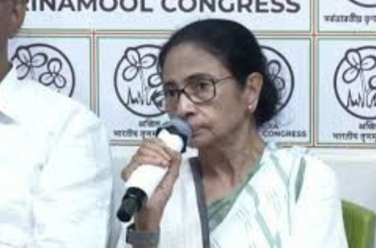 बंगाल: तृणमूल कांग्रेस के 60 विधायक लापता,अब क्या करेंगी ममता बनर्जी