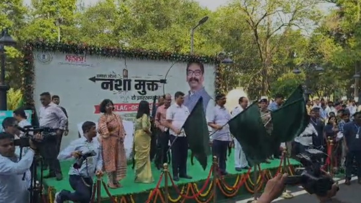 ‘नशे को ना, जिंदगी को हां’, झारखंड में ड्रग्स के खिलाफ महाअभियान, CM ने रवाना किया जागरूकता रथ