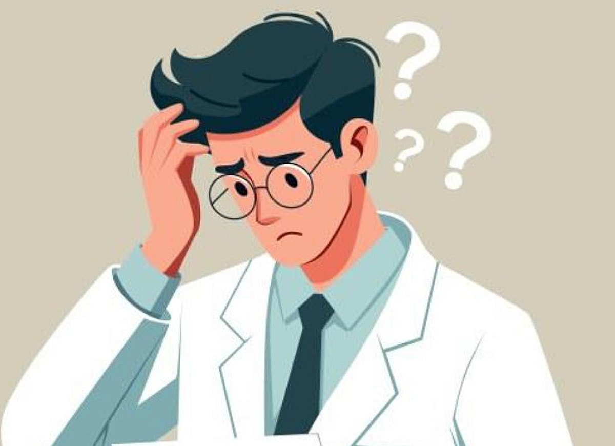ऐसा प्रमोशन कहीं देखा है ? 4 महीने पहले बने सीनियर डॉक्टर, नए आदेश ने फिर बना दिया जूनियर,पढ़े अजब-गजब मामला