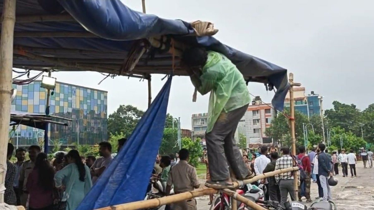 Big Breaking : छात्रों का आंदोलन खत्म, उखड़ने लगे टेंट