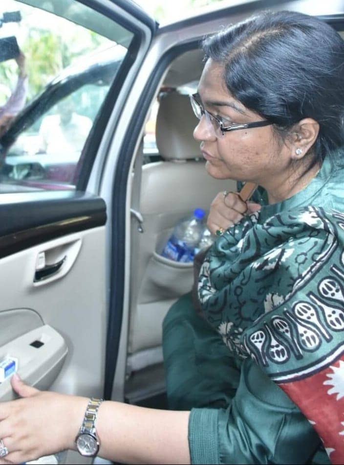 ED की गिरफ्त में आते ही पूजा सिंघल का BP हाई, टेंशन से बढ़ा ब्लड प्रेशर