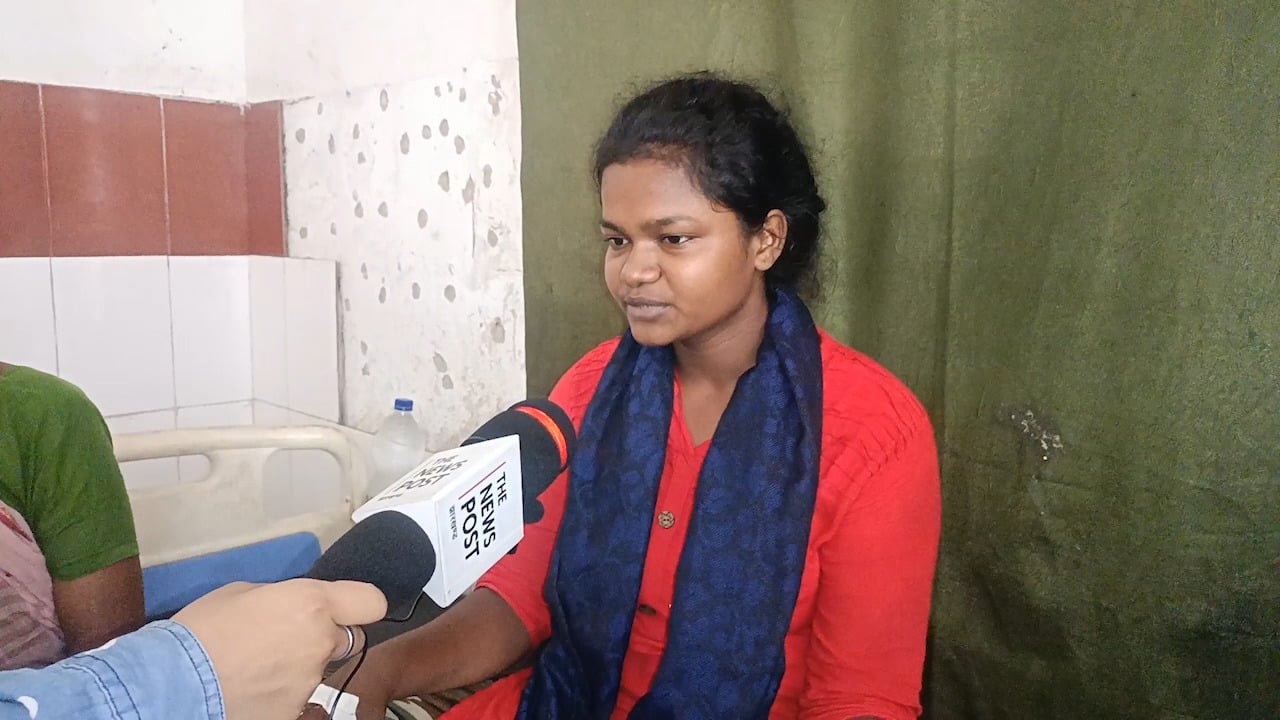अनशनकारी परिवार ने विधायक और प्रशासन को दी चुनौती, कहा - जमीन का कागज दिखाएं, तो खत्म कर देंगे अनशन