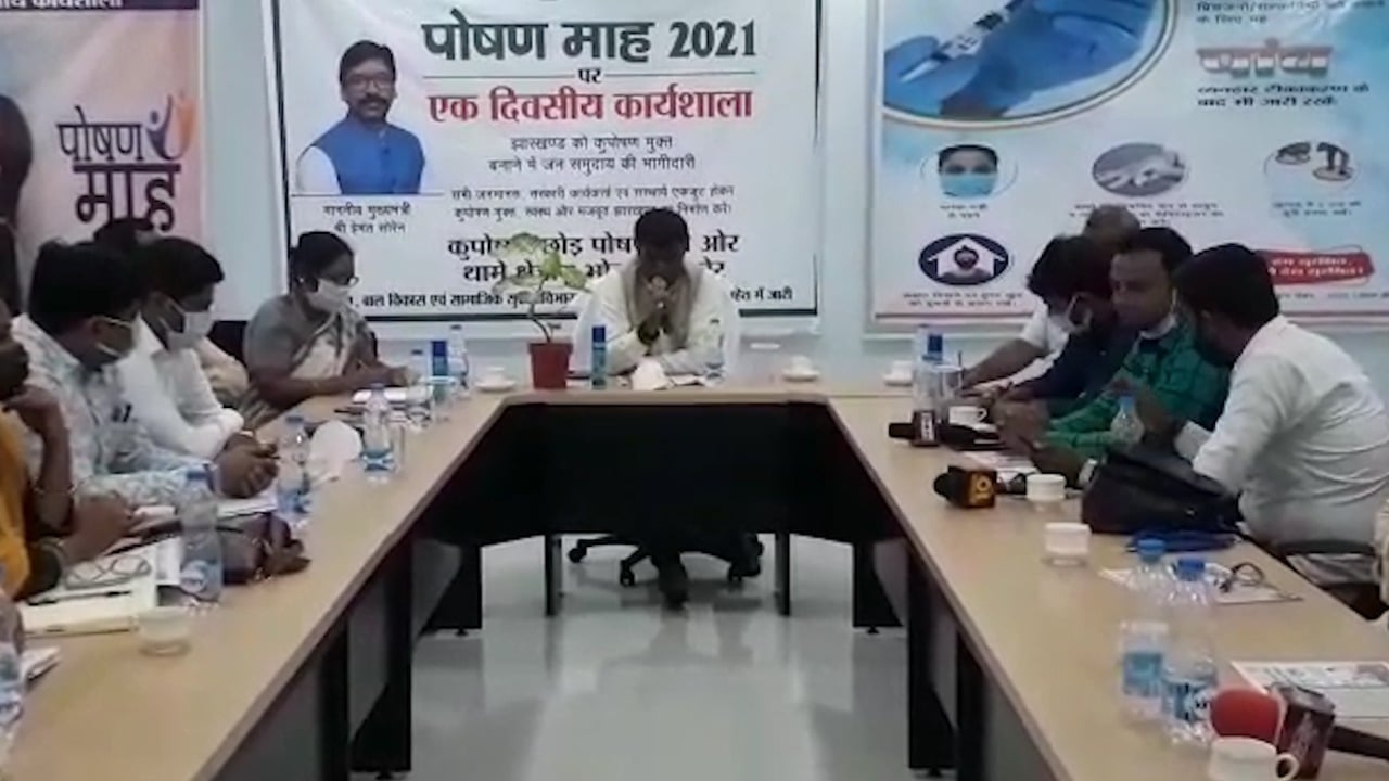 मड़ुआ का सेवन से कुपोषण जैसी बीमारी पर लगा सकते हैं अंकुश: डीसी