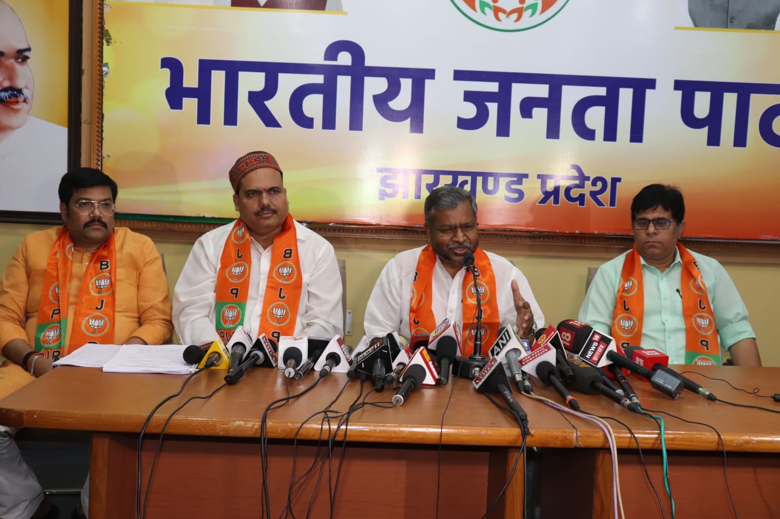 बंगालादेशी और रोहिंग्या मुसलमानों को संरक्षण दे कर राज्य की आबादी का डेमोग्राफी बदल रही है सरकार : बाबूलाल