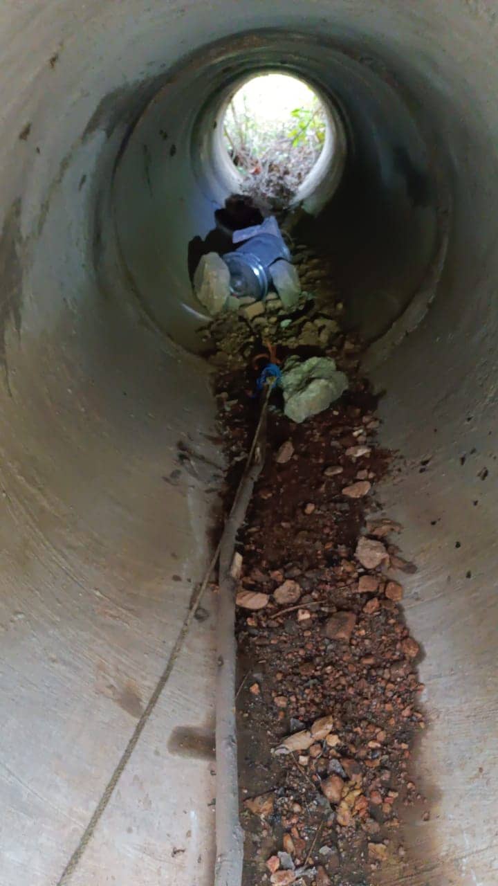 BREAKING : नक्सलियों के मंसूबे पर जवानों ने फेरा पानी, 10 किलो का केन बम बरामद