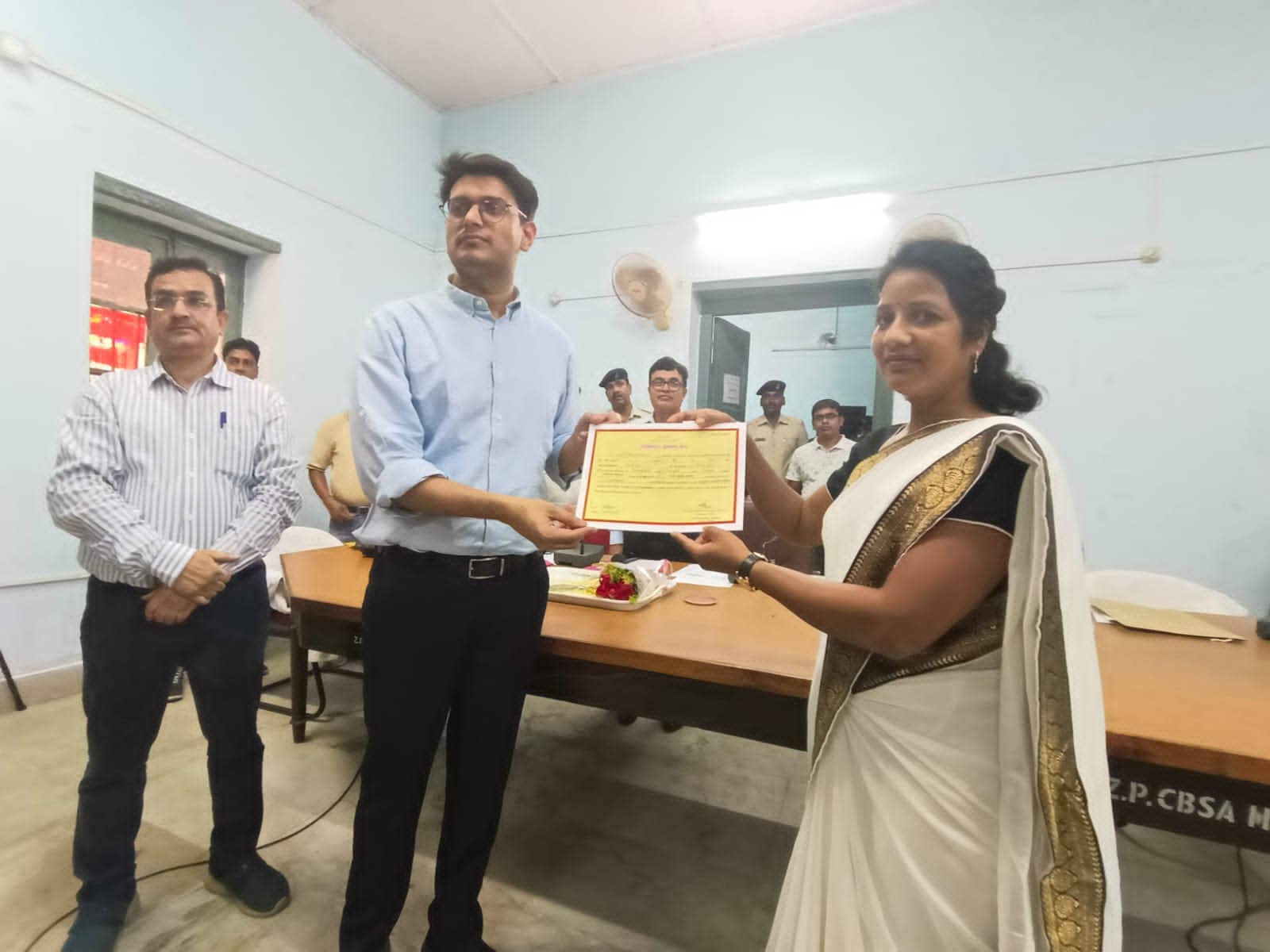 पश्चिमी सिंहभूम की जिला परिषद अध्यक्ष बनीं लक्ष्मी सुरेन, लॉटरी से मिली जीत