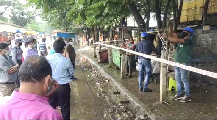 एमजीएम परिसर के सौंदर्यीकरण के लिए जिला प्रशासन और जुस्को ने सैकड़ों दुकानों को तोड़ा