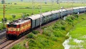 इस बार छठ में बिहार के लिए होगा यात्रियों का सैलाब, टूटेगा रिकॉर्ड, अभी से ही ट्रेनों के स्लीपर से लेकर फर्स्ट एसी तक ठसाठस भरे