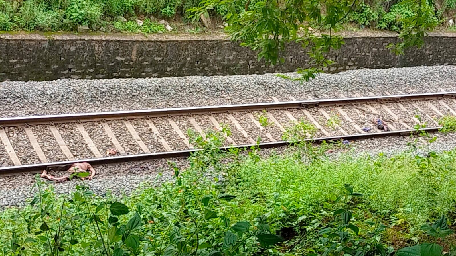 ट्रेन से कट कर एक व्यक्ति की मौ’त, मृतक की नहीं हो सकी पहचान