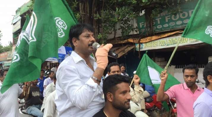 विधायक को उसके ही निर्वाचन क्षेत्र में घुसने पर लगी रोक, जानिए क्या है मामला