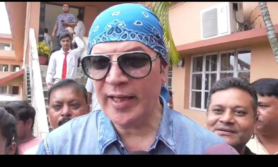 अपराध की दुनिया छोड़ ग्लैमर की तरफ़ रुख कर रहे हैं धनबाद के माफियाओं के बाल बच्चे