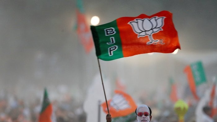 झारखंड में आखिर क्या है सत्ता गणित, BJP को सरकार के लिए चाहिए कितनी संख्या
