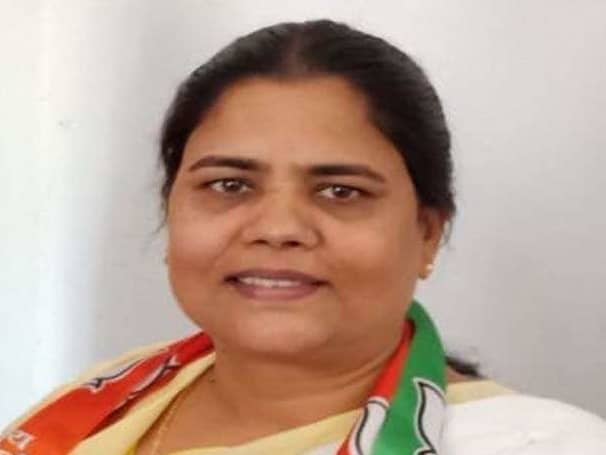 बिना चर्चा राज्य में अकाल घोषित करे सरकार : अपर्णा सेनगुप्ता