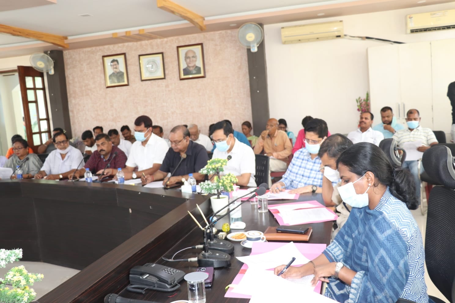 स्वतंत्रता दिवस के सफल आयोजन को लेकर बैठक, उपायुक्त ने दिया कई महत्वपूर्ण दिशा-निर्देश