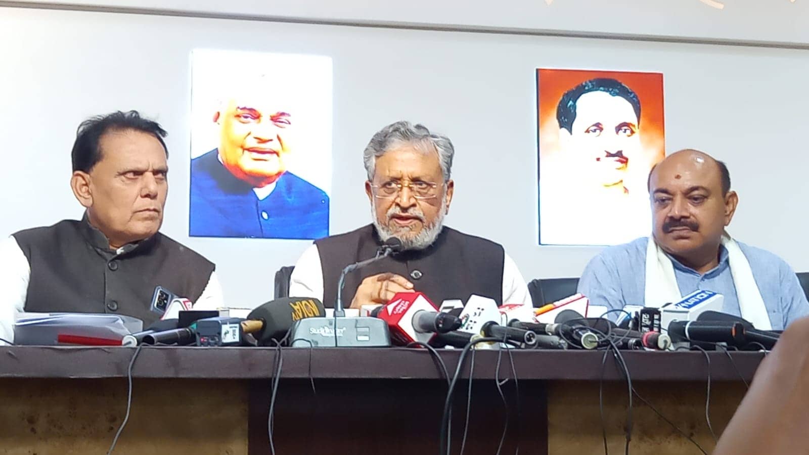 नीतीश को 5 बार सीएम तो भाजपा ने बनाया, जद यू तोड़ने की बात सफेद झूठ , किसने कहा ? जानिए खबर में