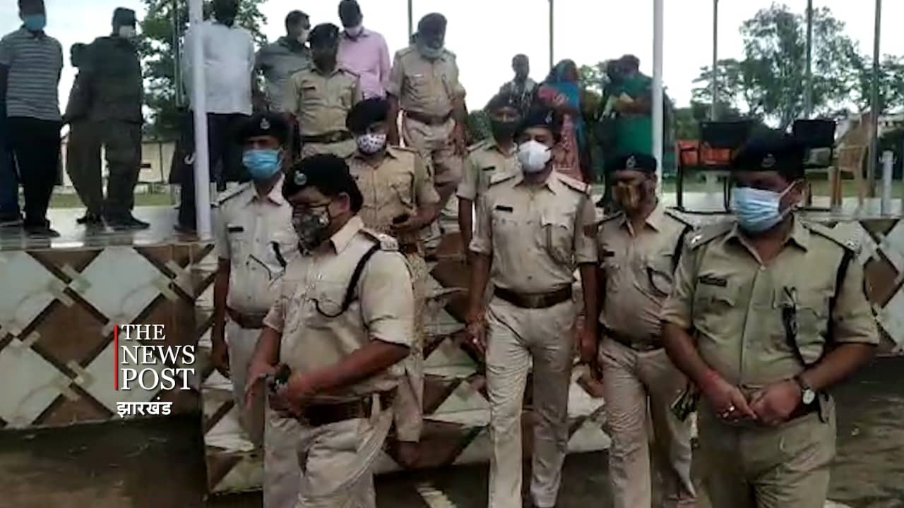 सड़क दुर्घटना में होमगार्ड जवान की मौत, पुलिस लाइन मैदान में दी गई श्रद्धांजलि